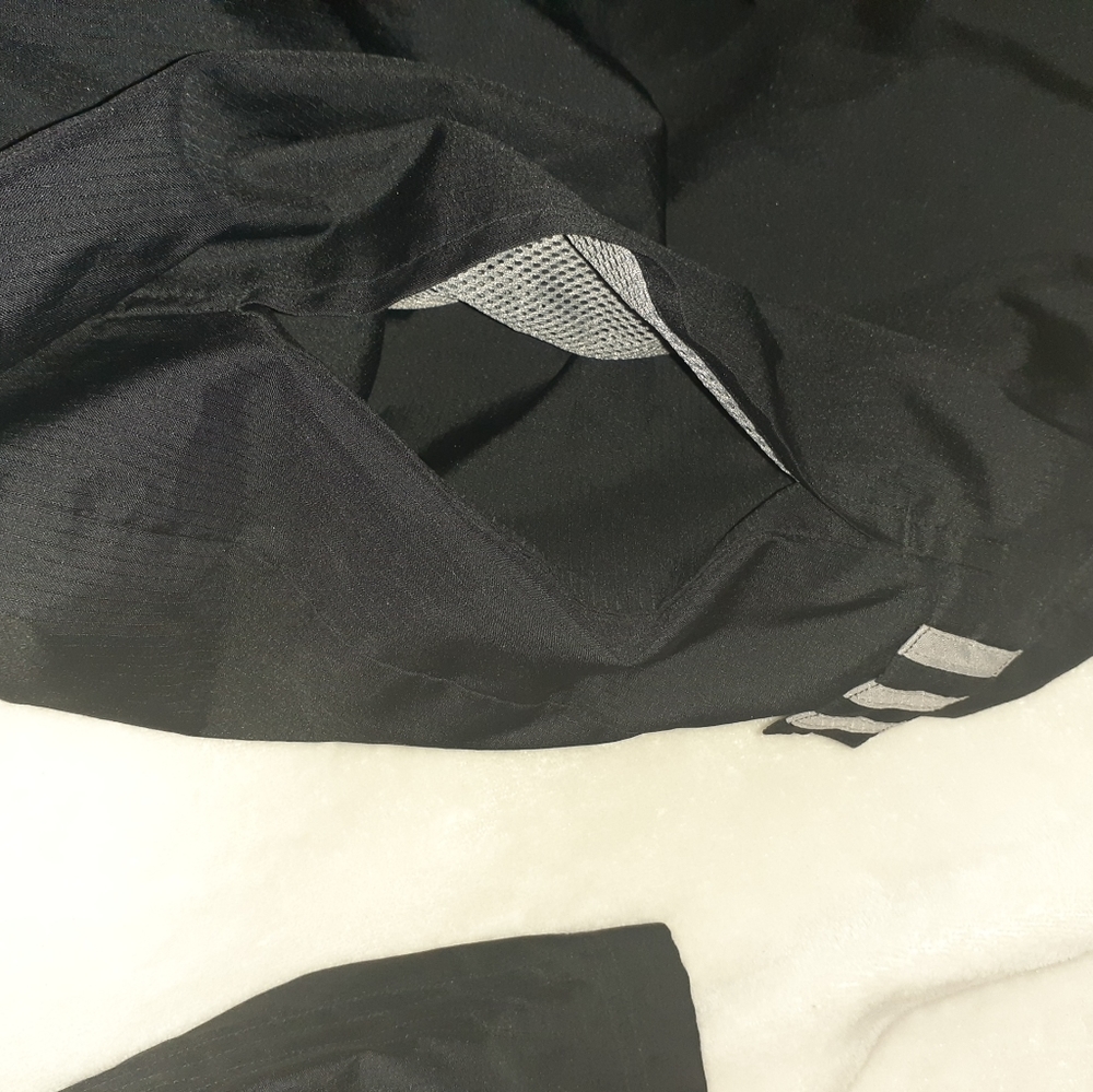 Mens Adidas Windbreaker Jacket Nylon Black Gray Size M - Picture 3 of 8